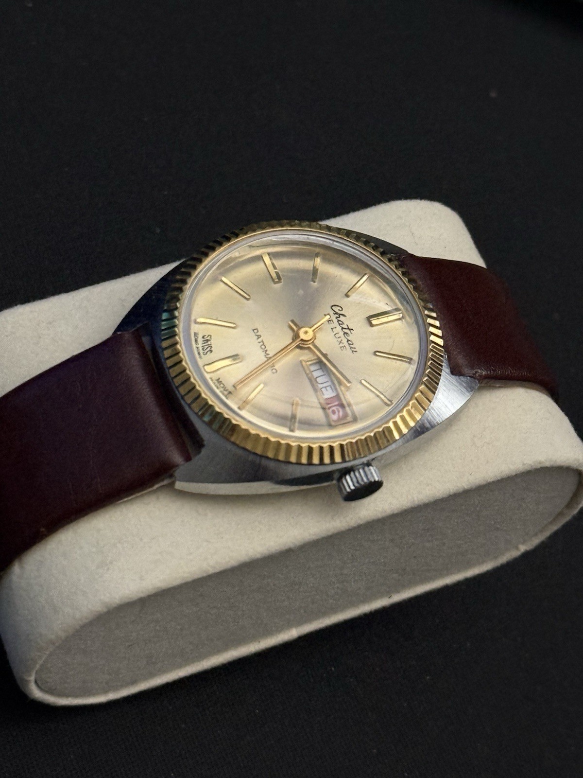 Chateau De Luxe Datomatic Men Watch Swiss Automatic Date/Day 1970’s Fluted Bezel