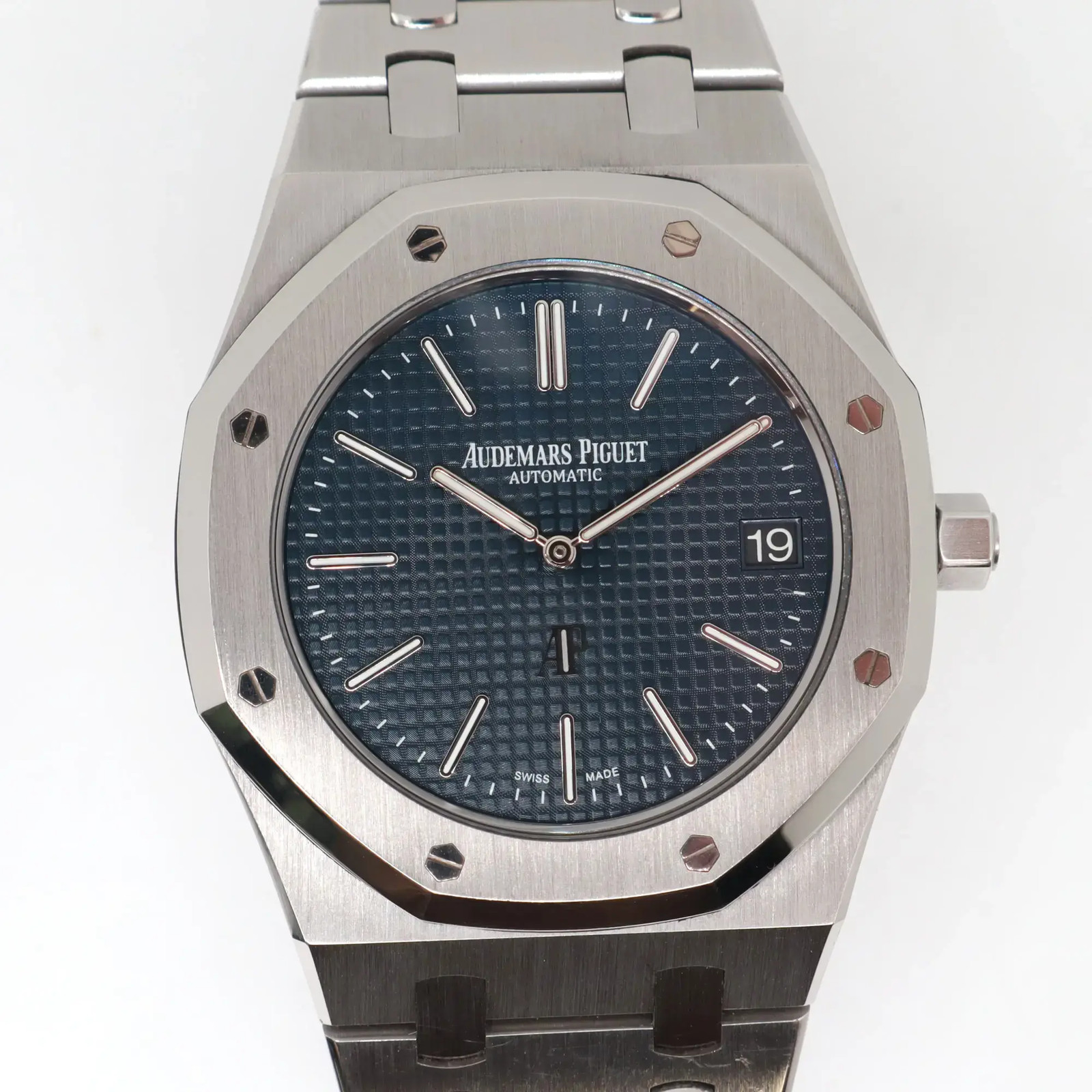 2020’s Mint Audemars Piguet 15202ST.OO.1240ST.01 Royal Oak ‘Jumbo’ Steel Watch
