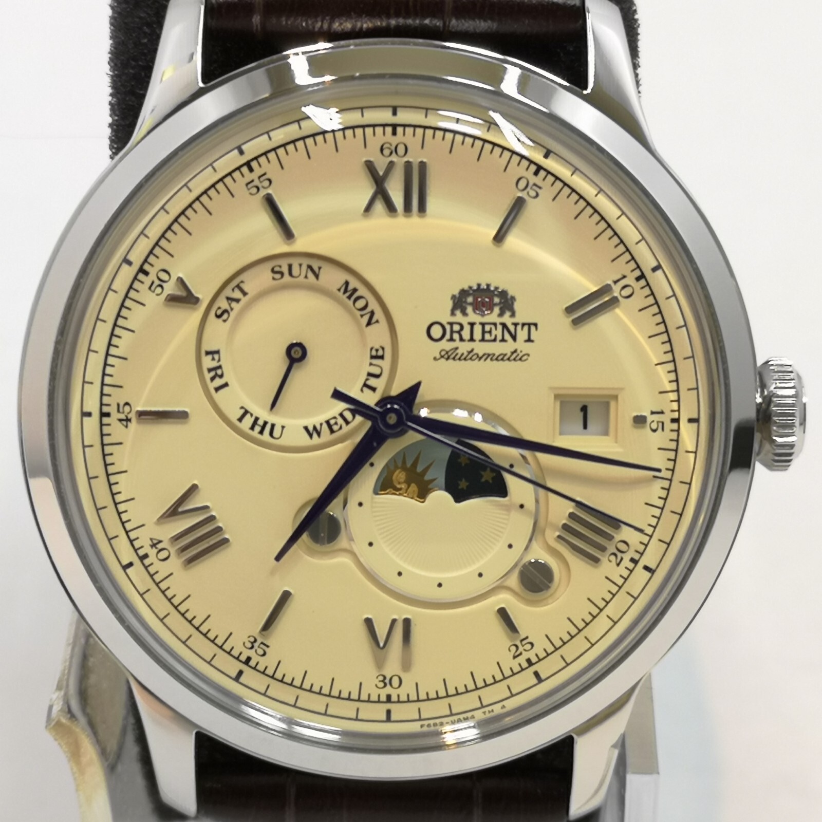 ORIENT SUN & MOON RN-AK0803Y Ivory Automatic Mechanical Men’s Watch New in Box