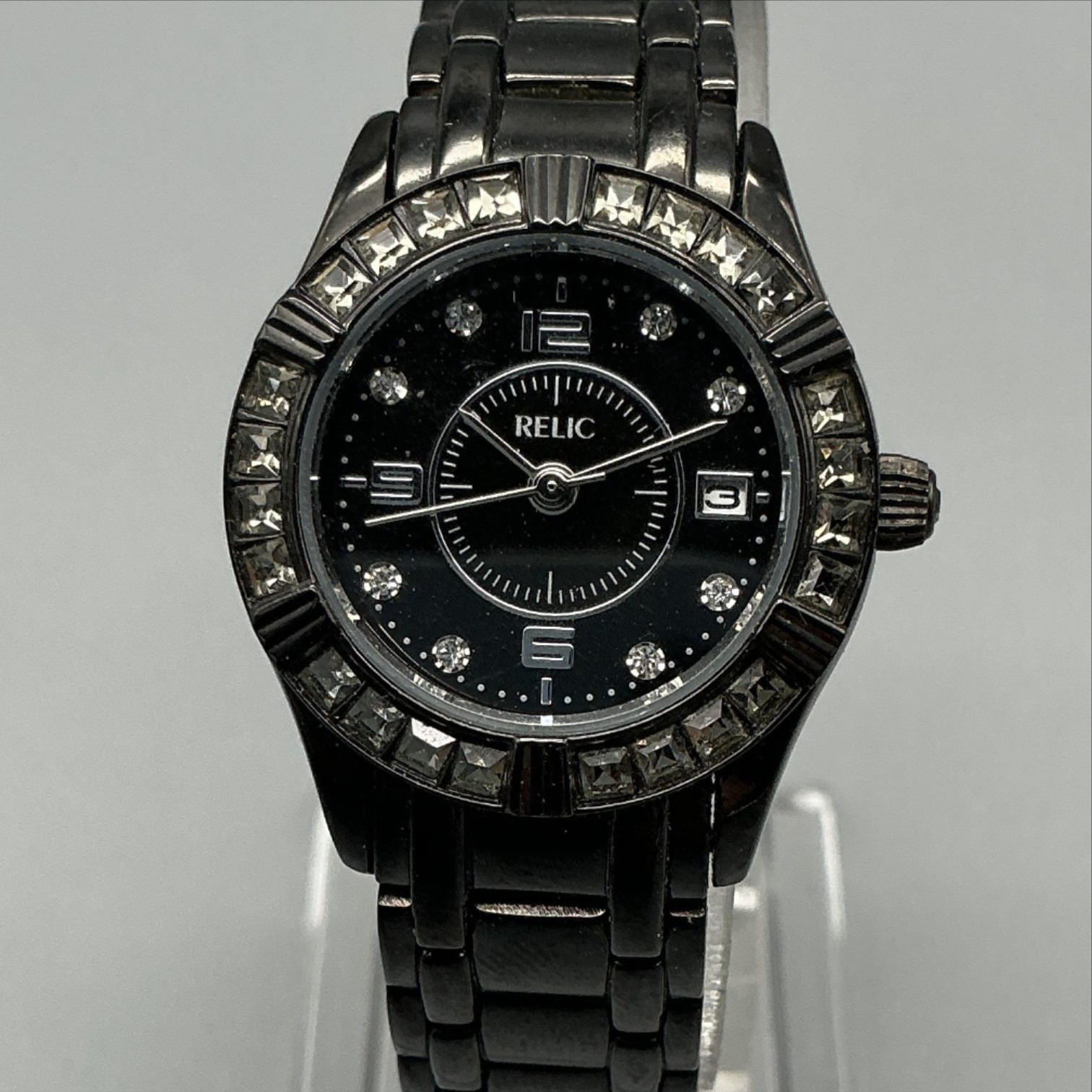 Relic ZR11821 Womens Watch 26mm Black Dial Crystals Bracelet New Battery 6.75″