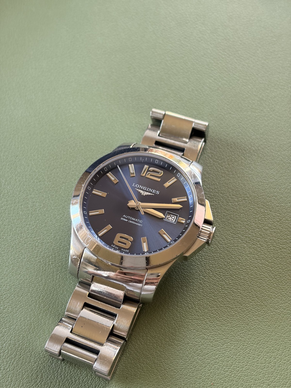 Longines Conquest Automatic L3.676.4.99.6 39mm Watch – Good Condition!