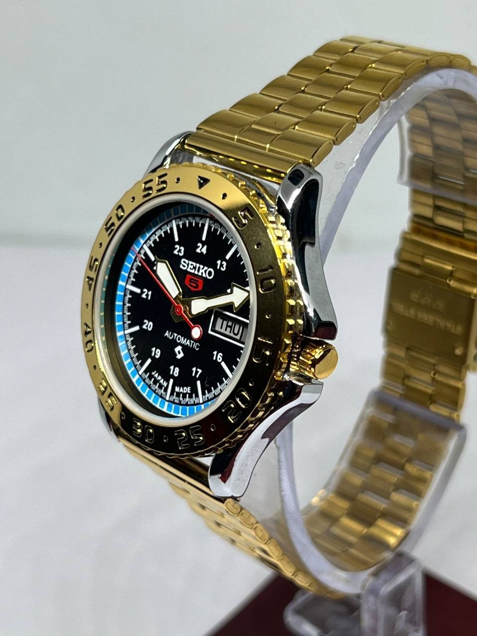 Automatic Seiko Refurbished Black Dial Day/ Date Men’s Wrist Watch Gold Plated