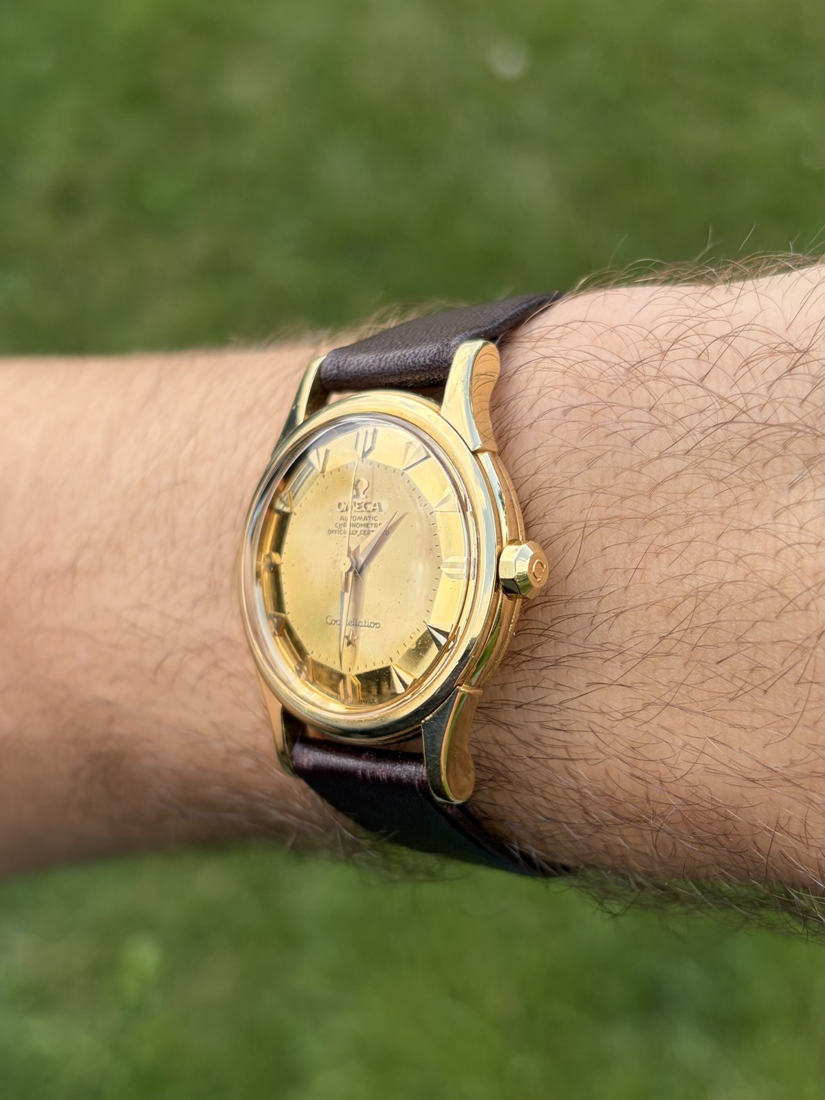OMEGA Constellation 18K Solid Gold Pie Pan 34mm Ref. 2852-53 SC Box & Receipt