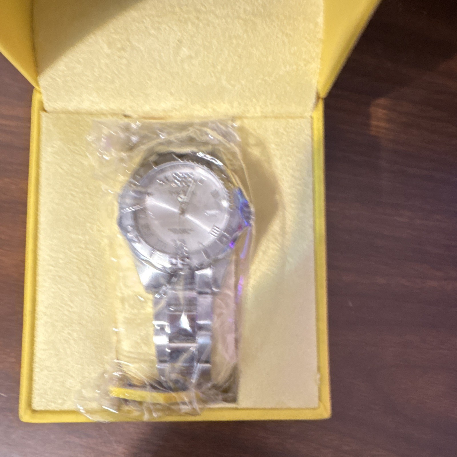 Invicta Analog Silver Dial Stainless Steel Silver Tone Bracelet Watch w/ Box