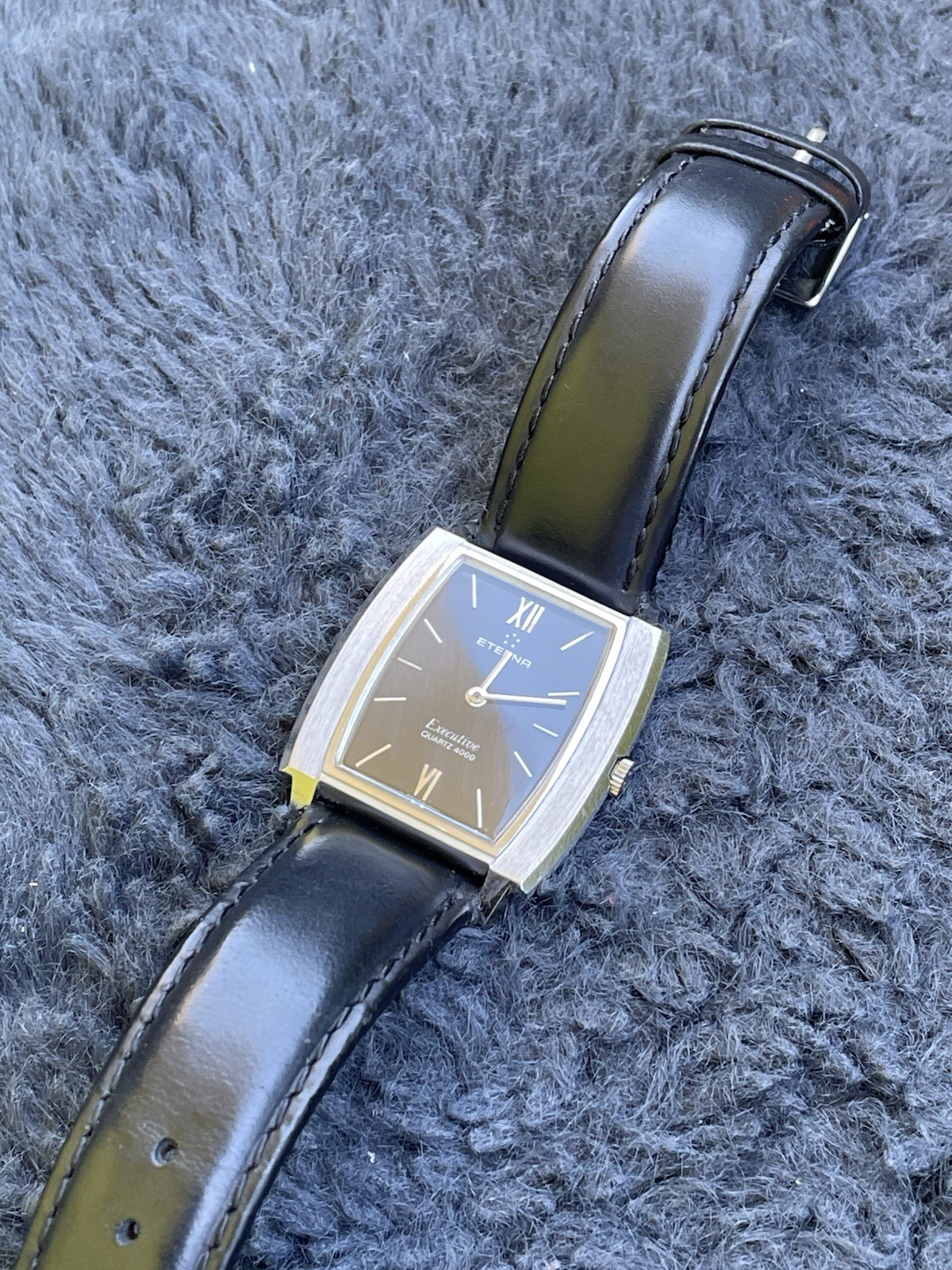 Eterna Executive Quartz 4000 Rectangular Black Dial ESA 940.111 32/40 mm