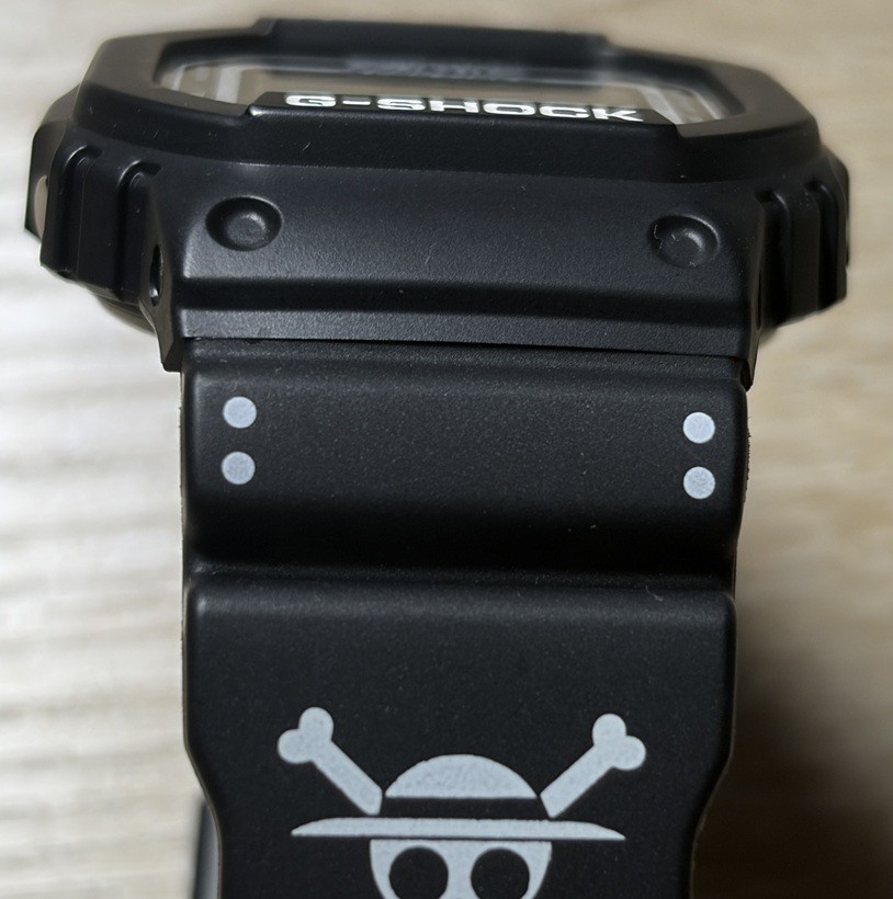 Extremely beautiful item! Shipping 290 yen ~ Casio G-Shock DW-5600VT One Piece