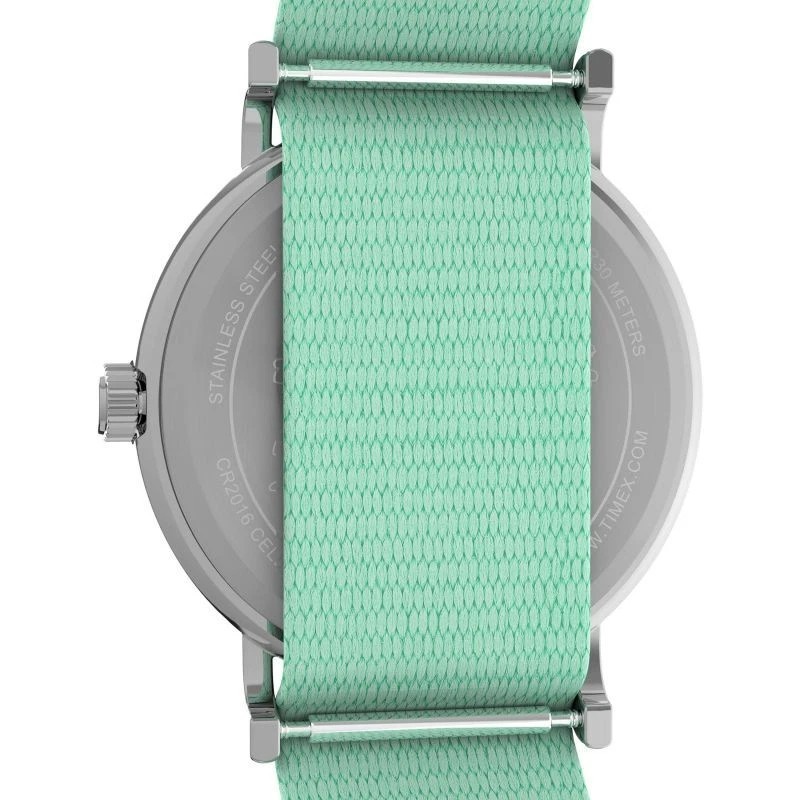 New Timex TW2W24500 Weekender x Peanuts 38mm Fabric Strap Watch