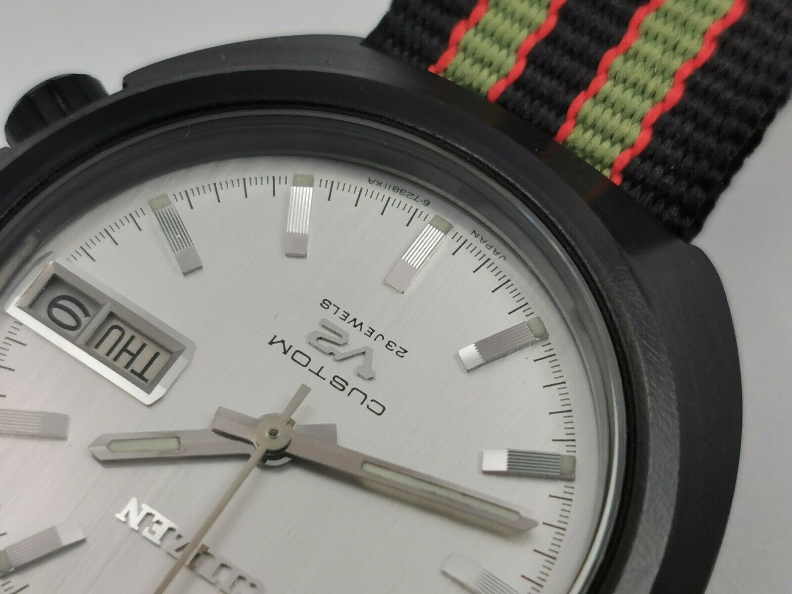 CITIZEN Custom V2 Cal.7290 Automatic 23 Jewels 42X36mm PVD-Coated Aluminum
