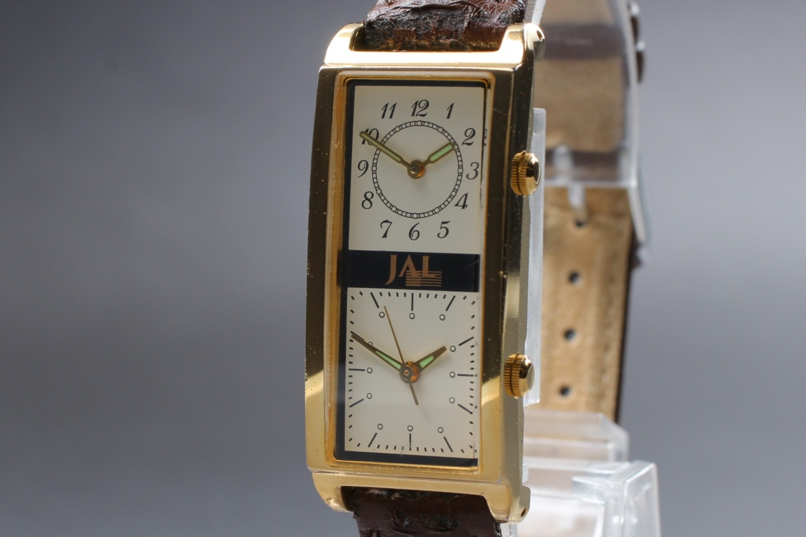 Rare Vintage 1994 Near MINT JAL Airlines Dual Dial Gold Quartz Men’s Watch JAPAN
