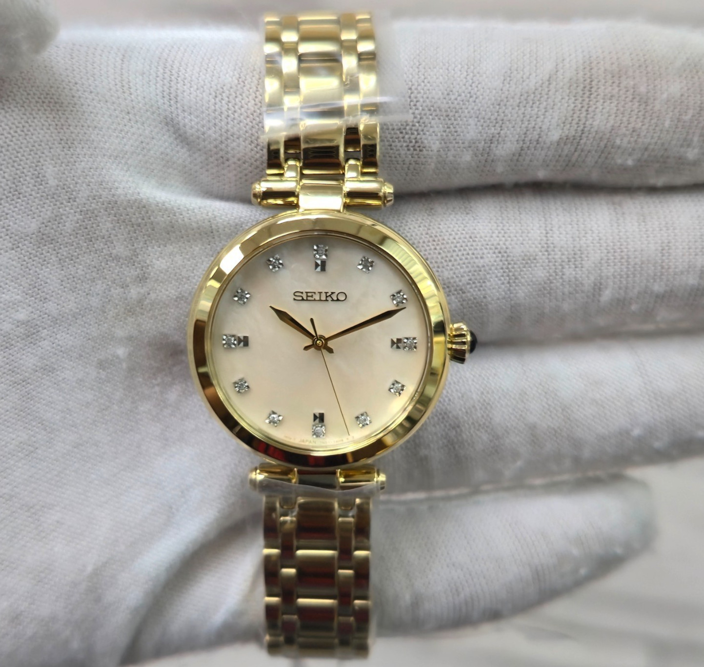 Seiko Quartz SRZ536P1 Crystal MOP White Dial 30 mm New Full Set Women’s Watch