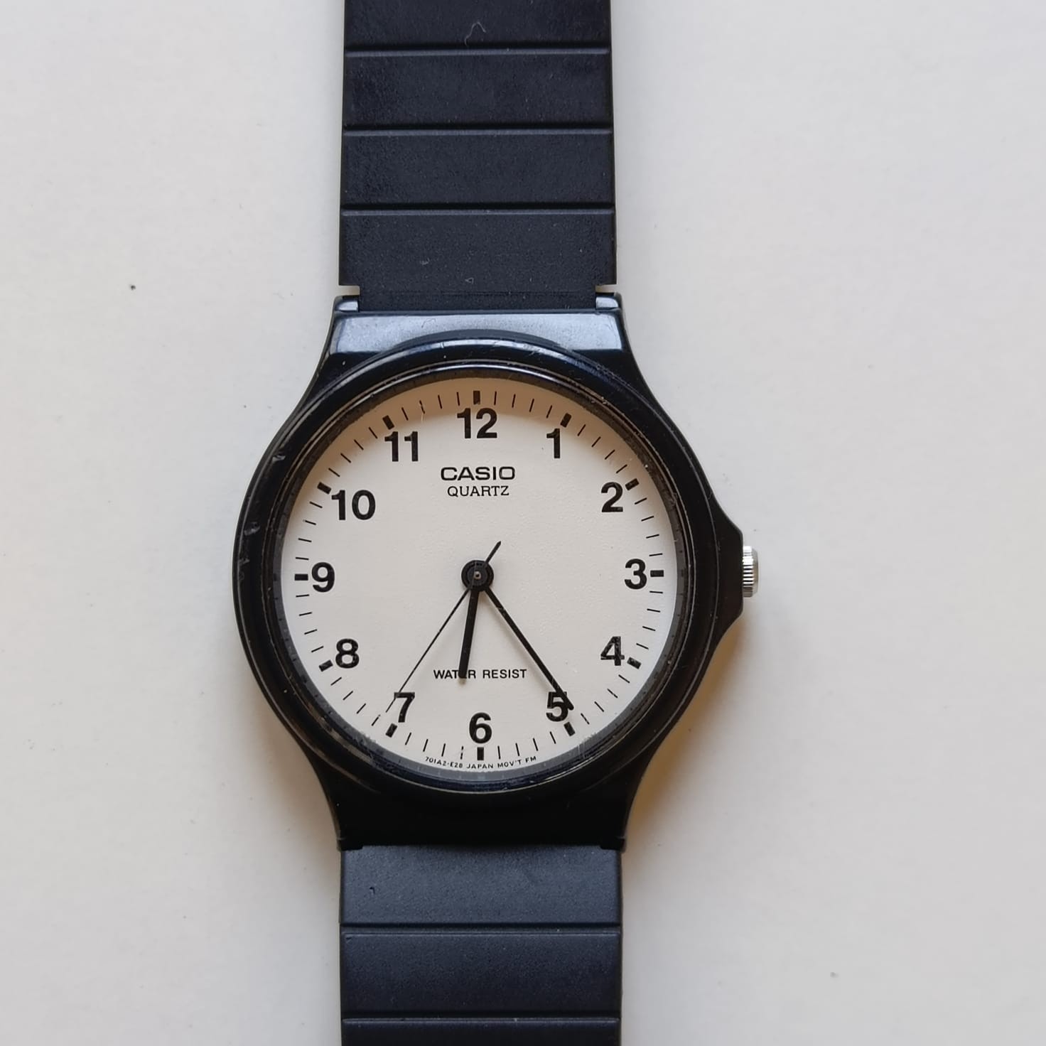 Casio Classic Quartz Watch MQ-24 White Dial Black Resin Strap Water Resist Minim