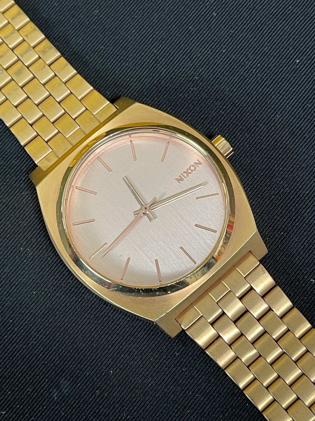 Nixon Minimal The Time Teller Rose Gold