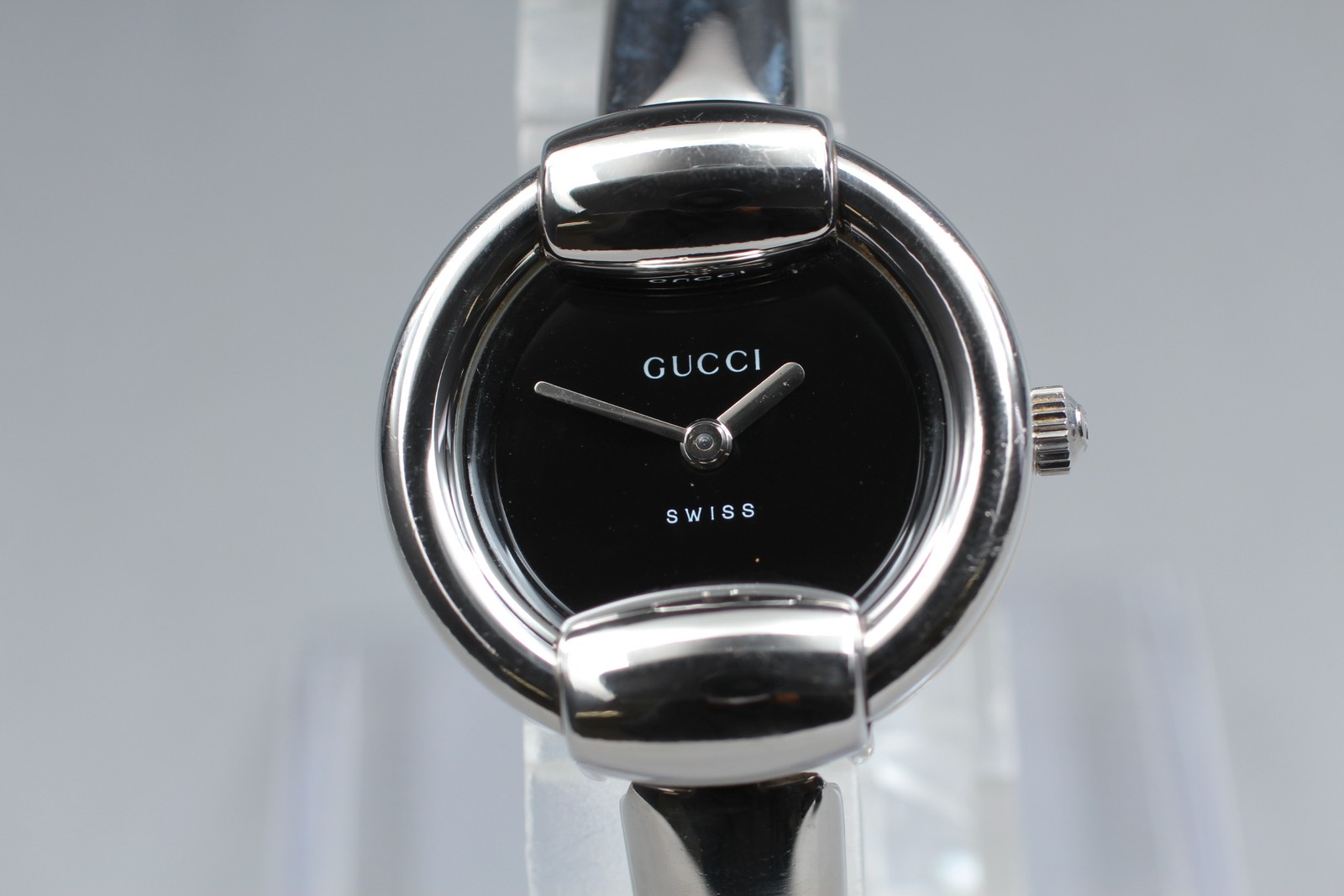 [Near MINT] GUCCI 1400L 25mm Black Dial Vintage Quartz Women’s Watch From JAPAN