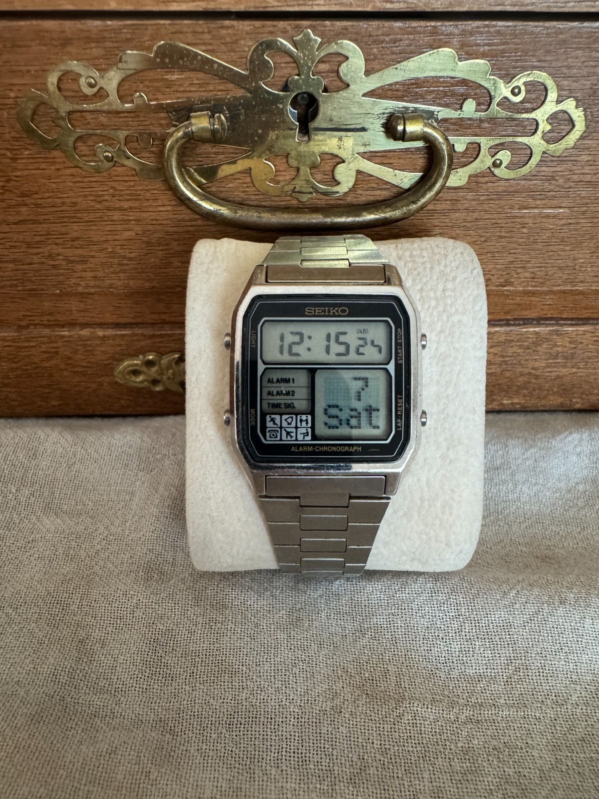 Seiko D138-4009 “Running Man” Watch in Working Condition
