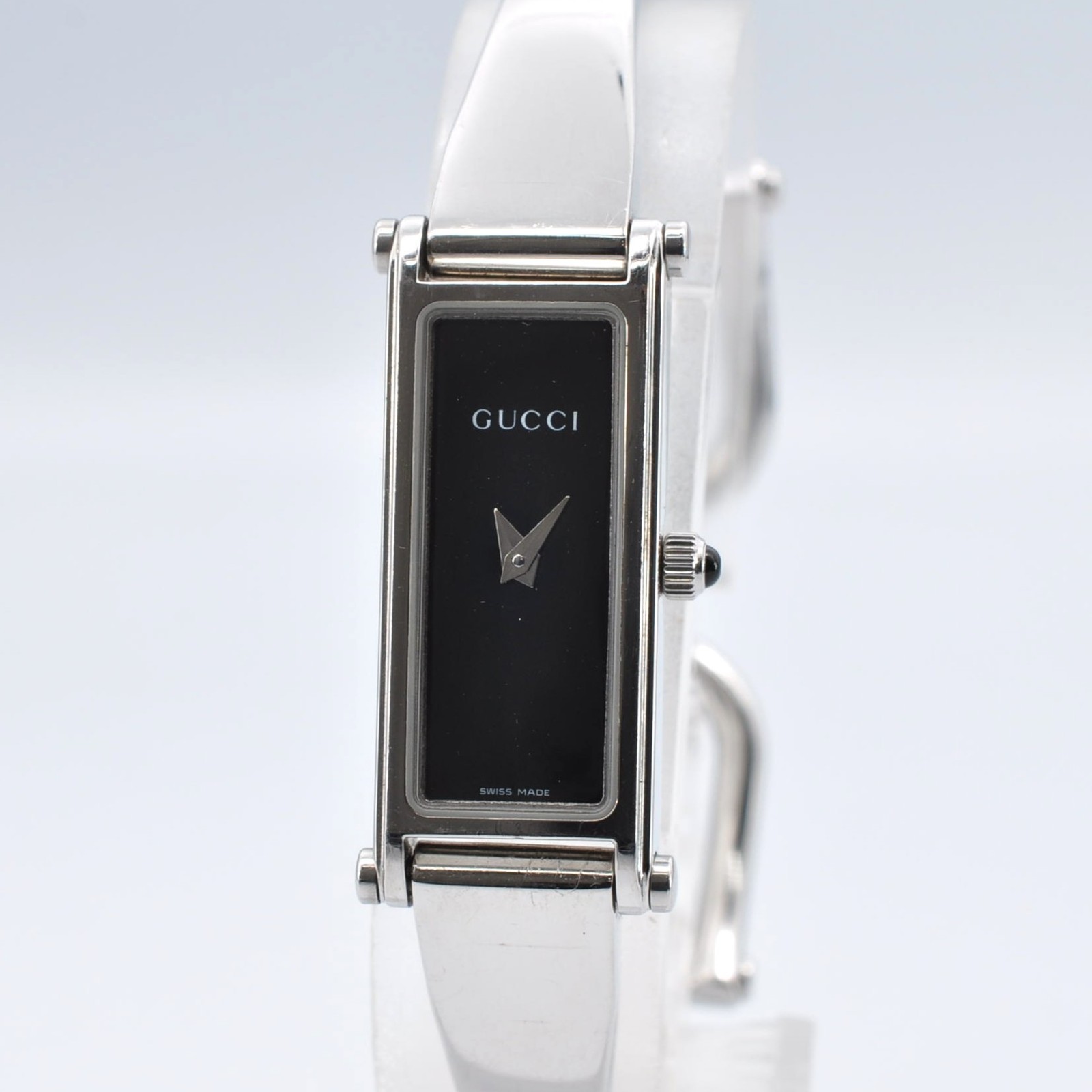 GUCCI 1500L Quartz Square Analog Silver Women Bangle Watch w-11118