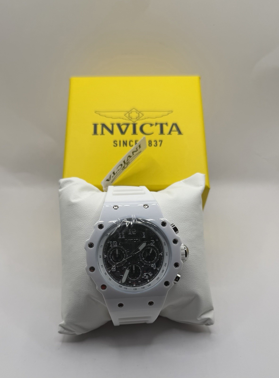 Invicta Racing Vaulthan Men’s 42MM Watch. White #69668
