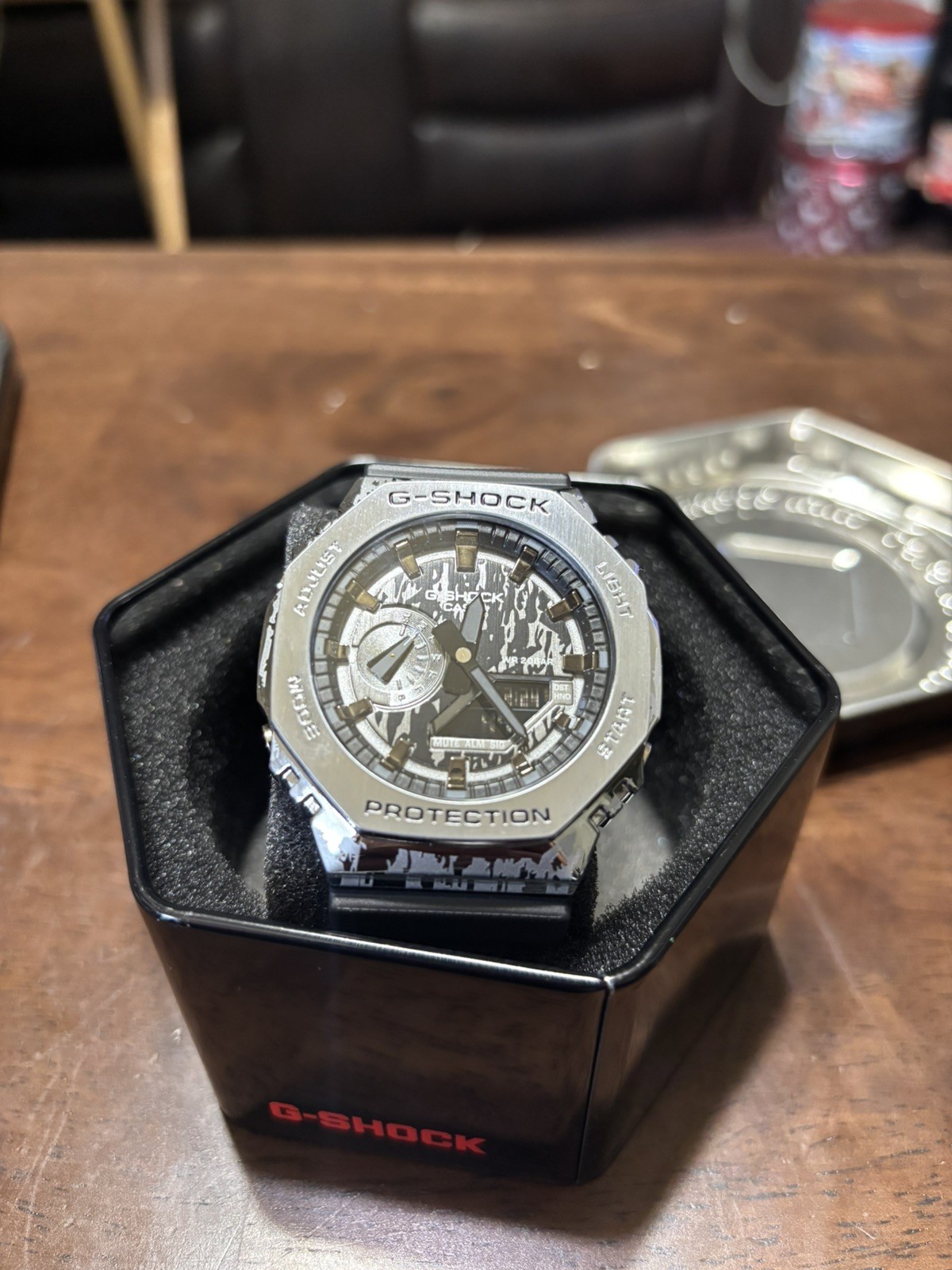 Casio G-shock GM-2100GC-1A new with box genuine product 49.3 × 44.4 × 11.8 mm72g