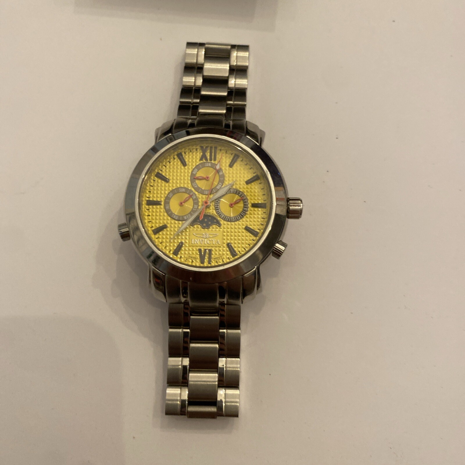 Invicta II Yellow/Steel 45 mm no 4048 – Needs Battery