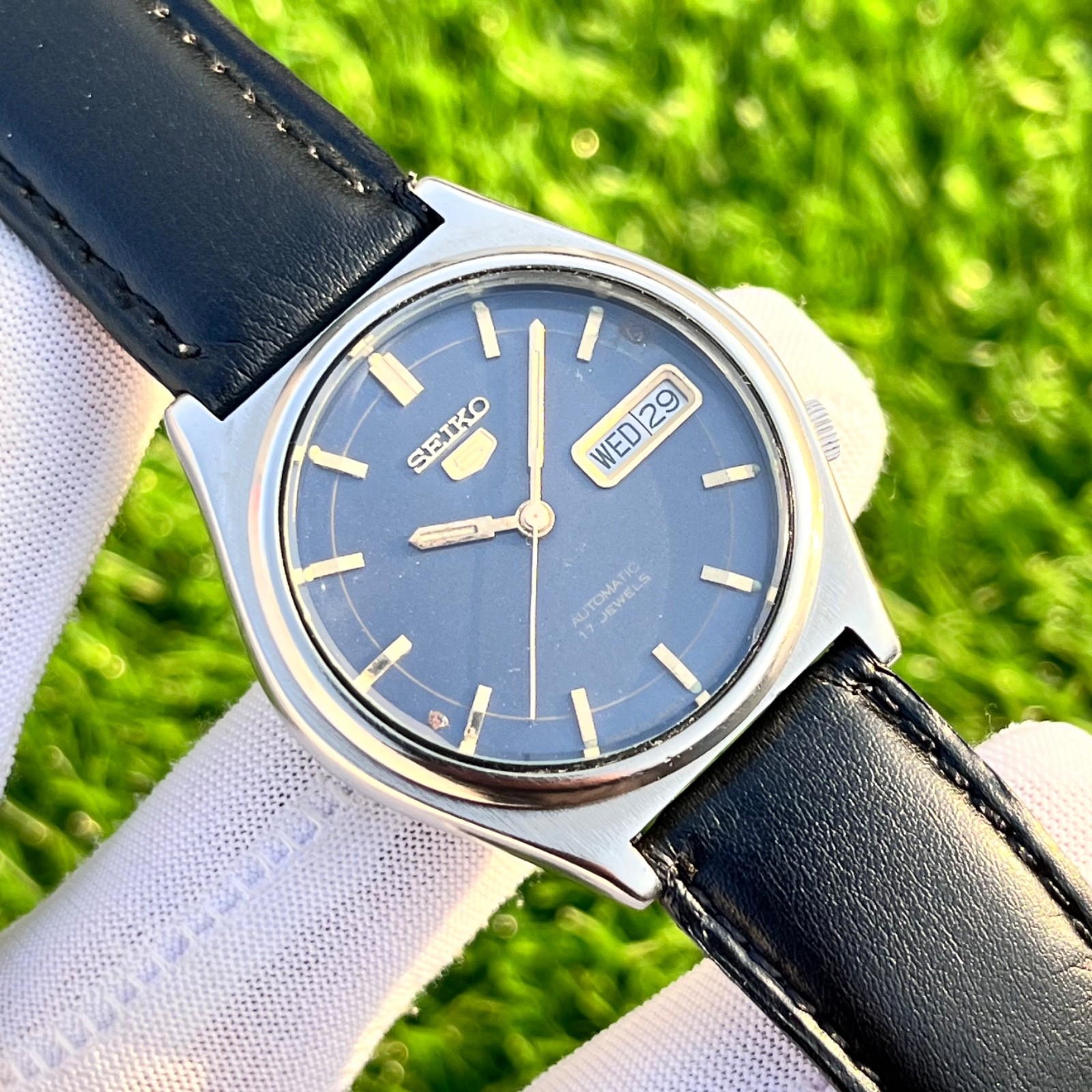 Vintage Seiko 5 Navy Blue Dial Automatic Japan Made Men’s Watch 7009-3171