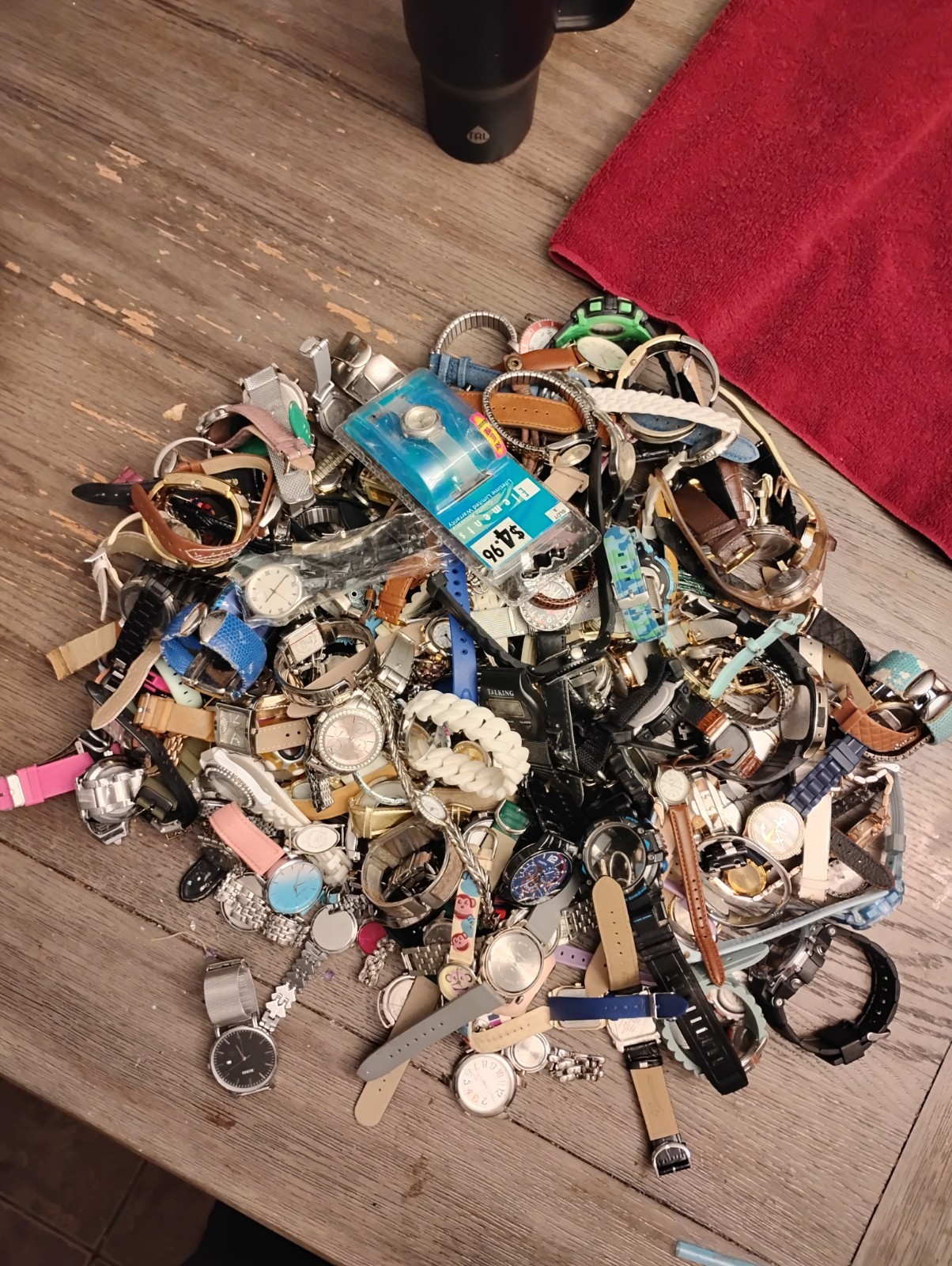 Large Mixed Watch Lot – 13.11 lbs – Men’s & Women’s – Untested Parts/Repair