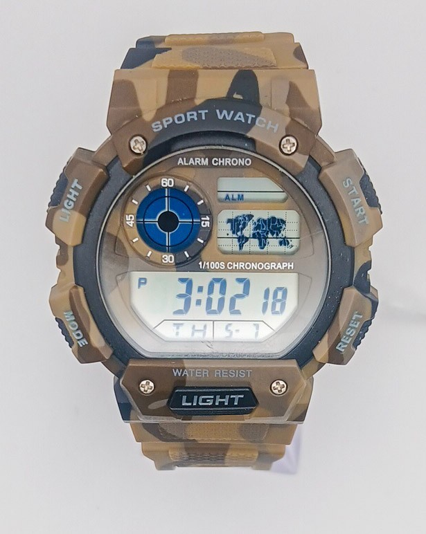 *New Battery* Unbranded/Generic Camo Sports Luminous/Alarm/Chrono Style Watch