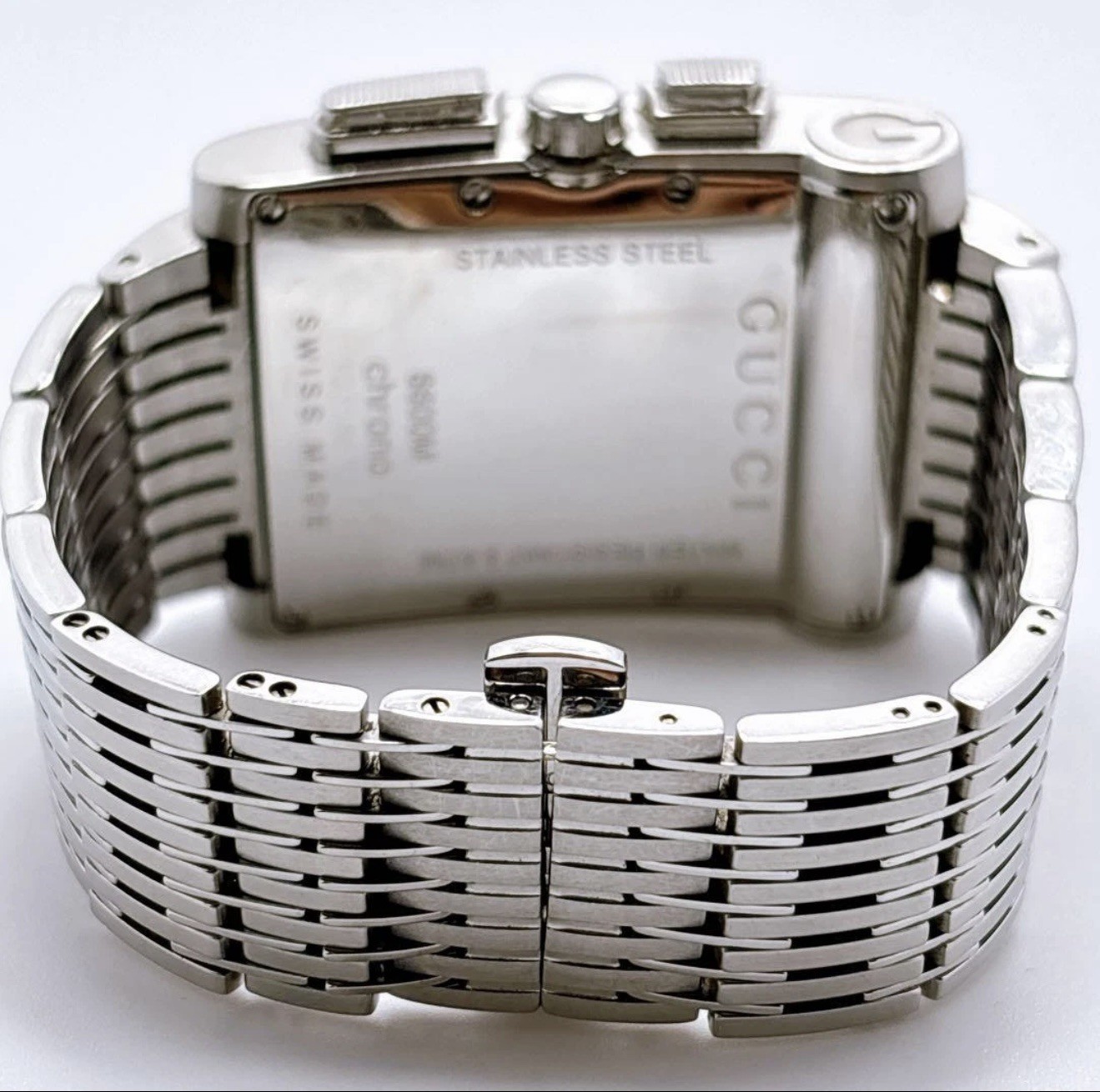GUCCI 8600M Chronograph Date Stainless Steel Silver Rectangular Swiss Made Watch
