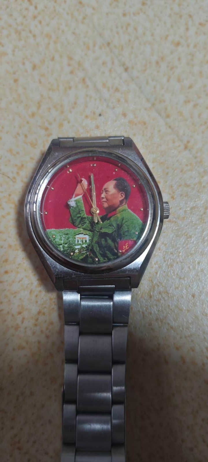 Cchina Classic Red Dial Automatic Mechanical Watch for Men