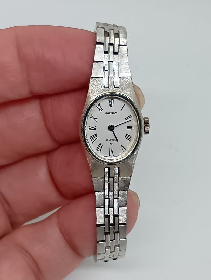 [Excellent Condition] SEIKO Ladies’ Hand-Wound Watch, 20 Jewels, Roman Numer