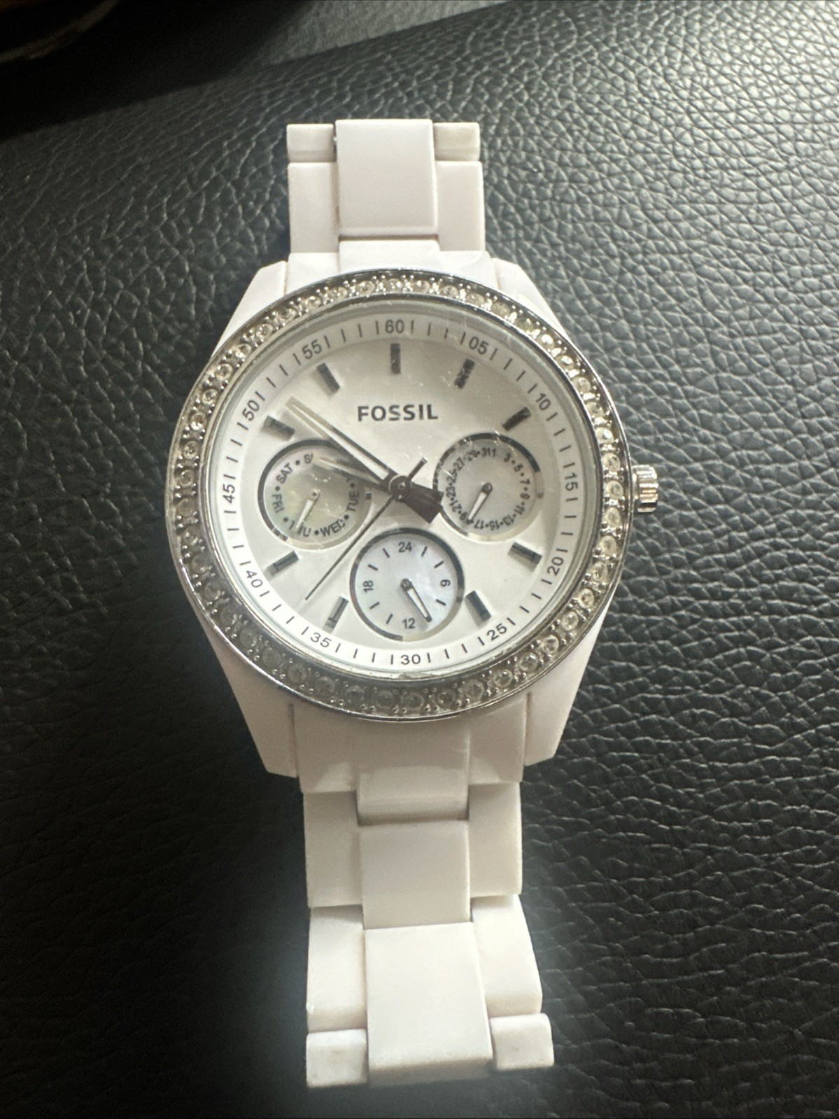 Fossil Stella Women’s Watch ES-1967 White/Silver Tone with Crystals New Battery
