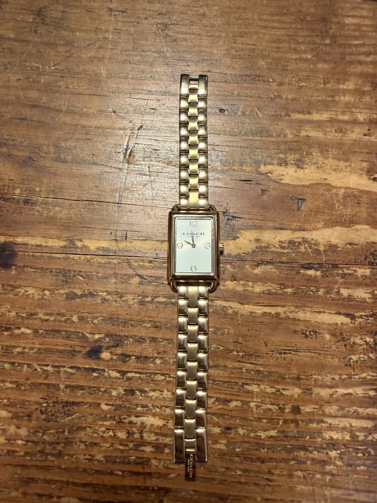 Coach Liz Rectangular Gold Watch 30mm x 22mm – New Battery