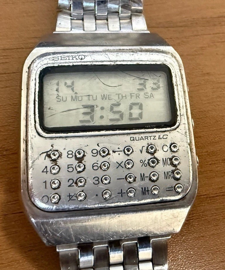 Vintage Seiko Quartz LC Calculator Watch C153-5007 Runs New Bracelet