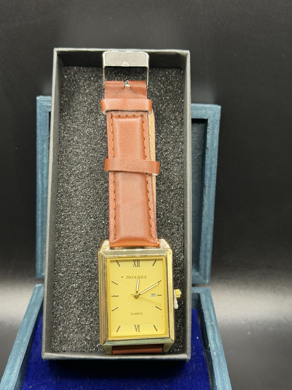 Dijanes Rectangular Quartz Dress Wristwatch Gold Tone Mesh Band Date