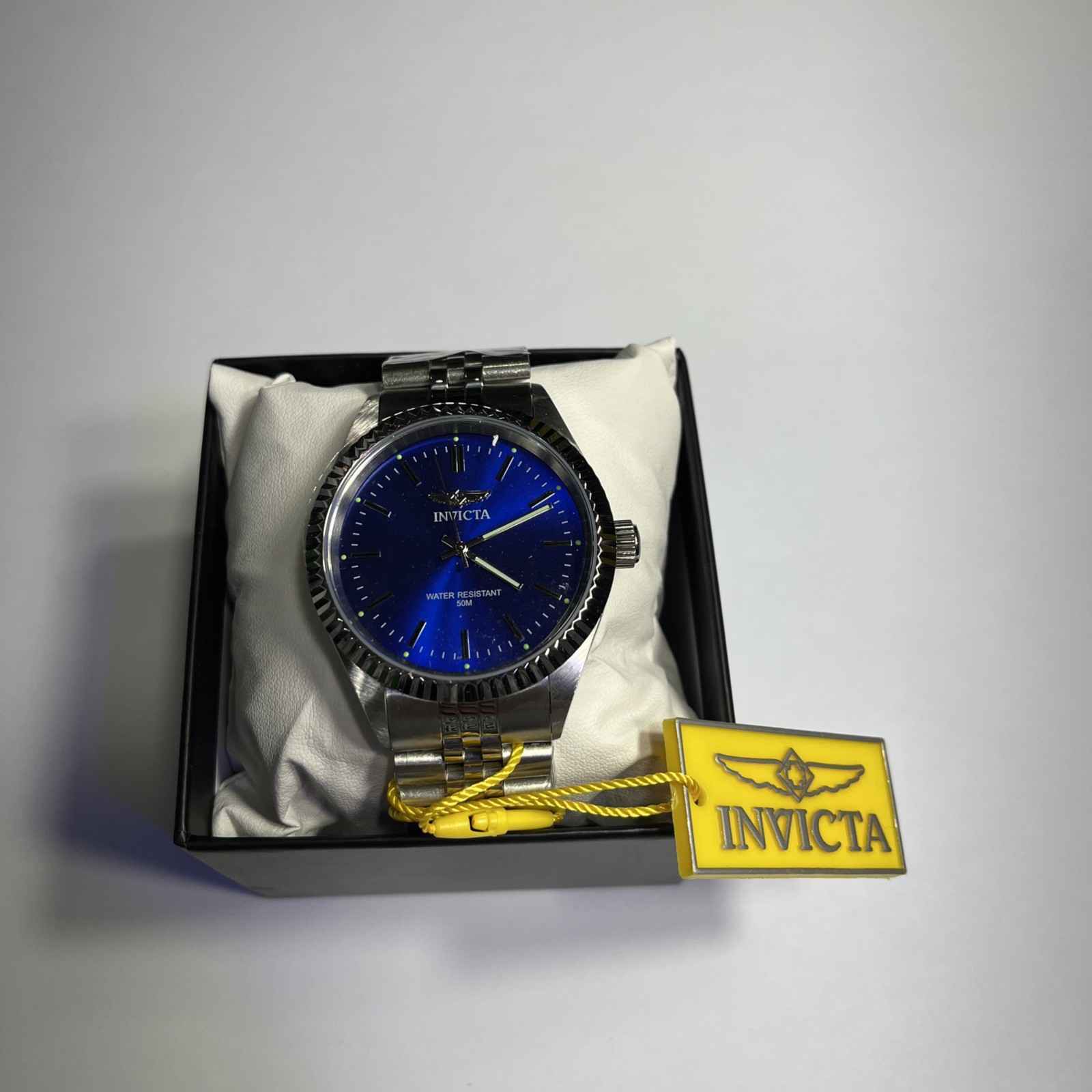 Invicta Specialty 43mm Silver Stainless Steel Men’ Wristwatch New w/ Box. #1152