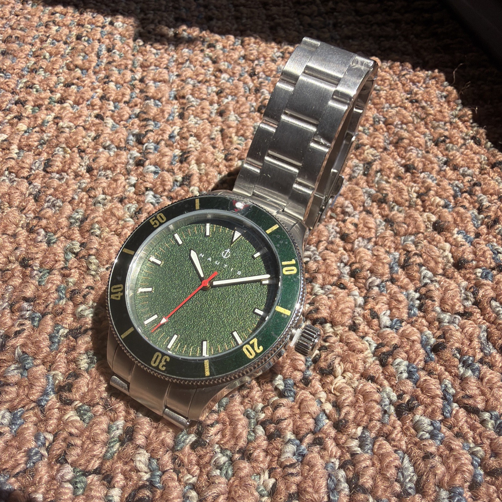Nautis Deacon Bracelet Watch – Silver/Green