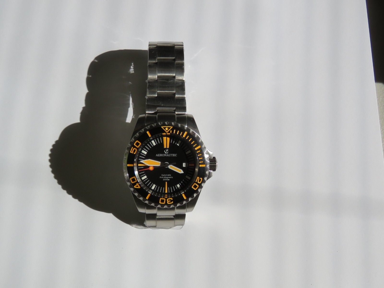 Aeronautic Automatic Dive Watch, 2000 Meters!