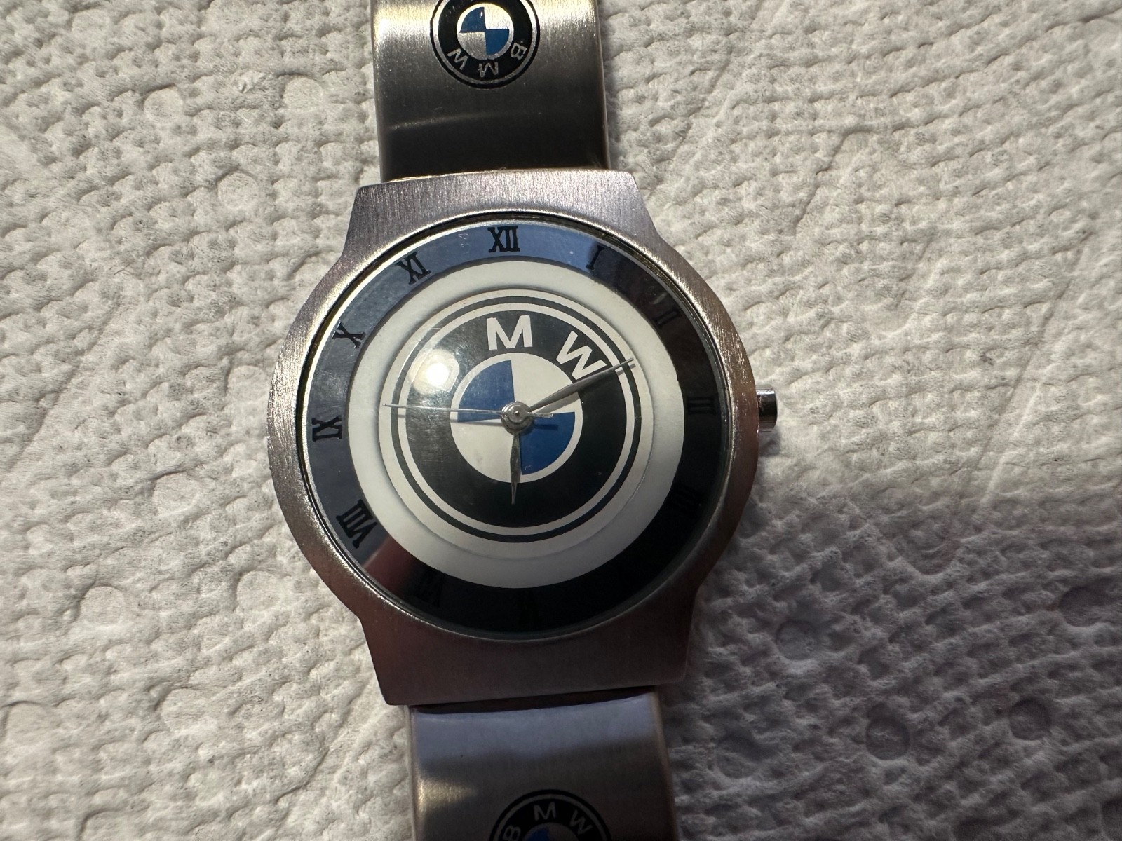 BMW Logo Quartz Wristwatch Stainless Steel Mesh Bracelet Parts Repair Needs Batt