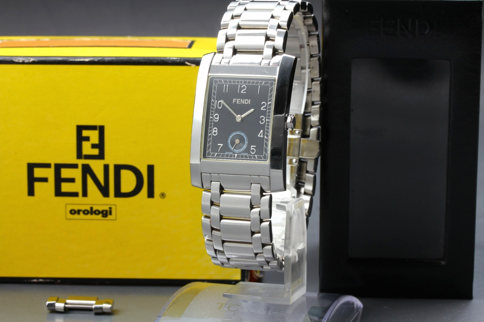 Rare Vintage [Full Set] FENDI 7000G Tank Black Small Second 27mm Qz Mens Watch