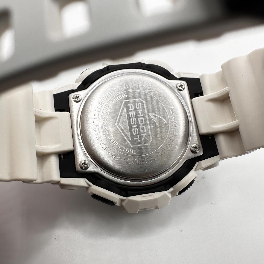 Good Condition Working CASIO G-SHOCK Quartz White Monotone Box Included