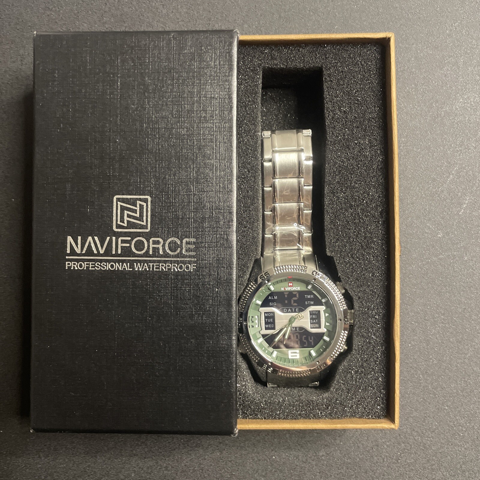 NaviForce Stainless Steel Watch
