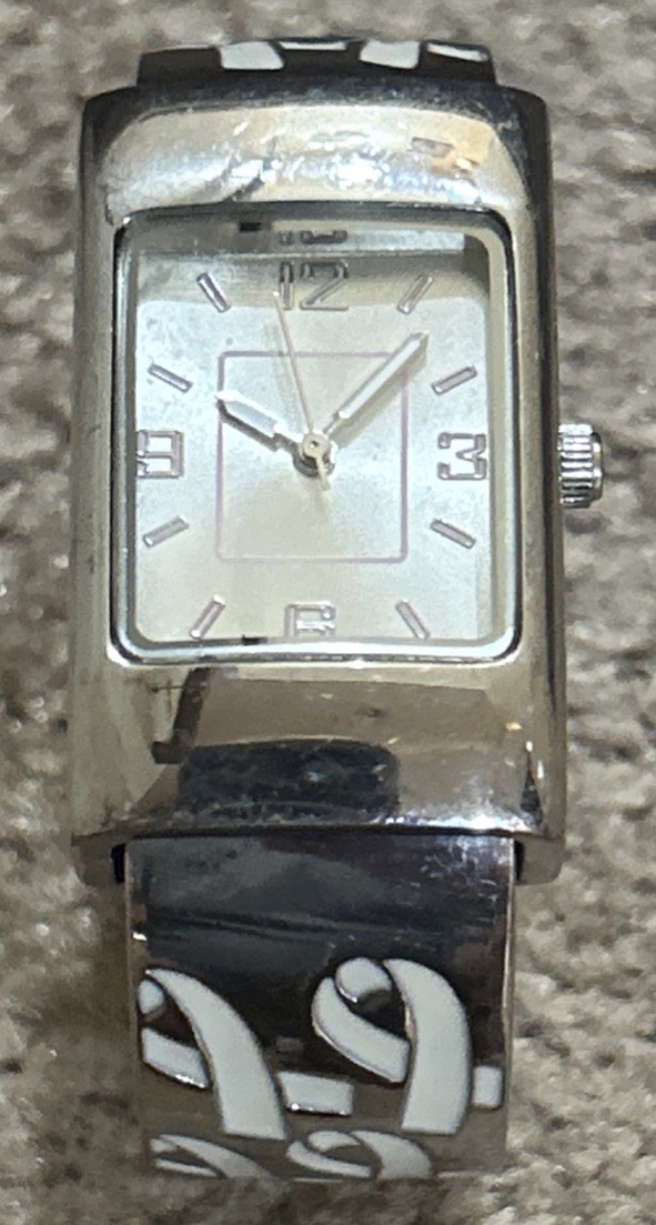 Women’s Silver Pink Metal Awareness White Ribbon Cuff Watch 13425 New Battery