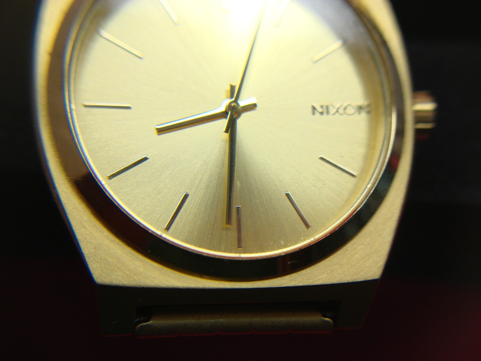 NIXON MINIMAL “THE TIME TELLER” MOD. A045 511 WRISTWATCH – NEW IN BOX