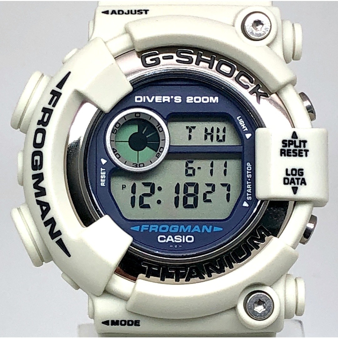 G SHOCK DW 8200LG 8 FROGMAN Men in White Gray Frogman Men in White Gray White Gr
