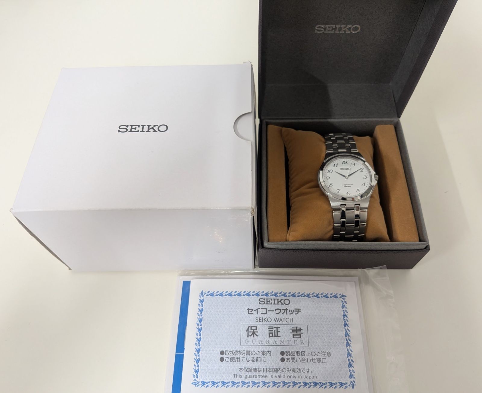 Beautiful condition SEIKO Spirit SCXP027 White Dial Silver Quartz