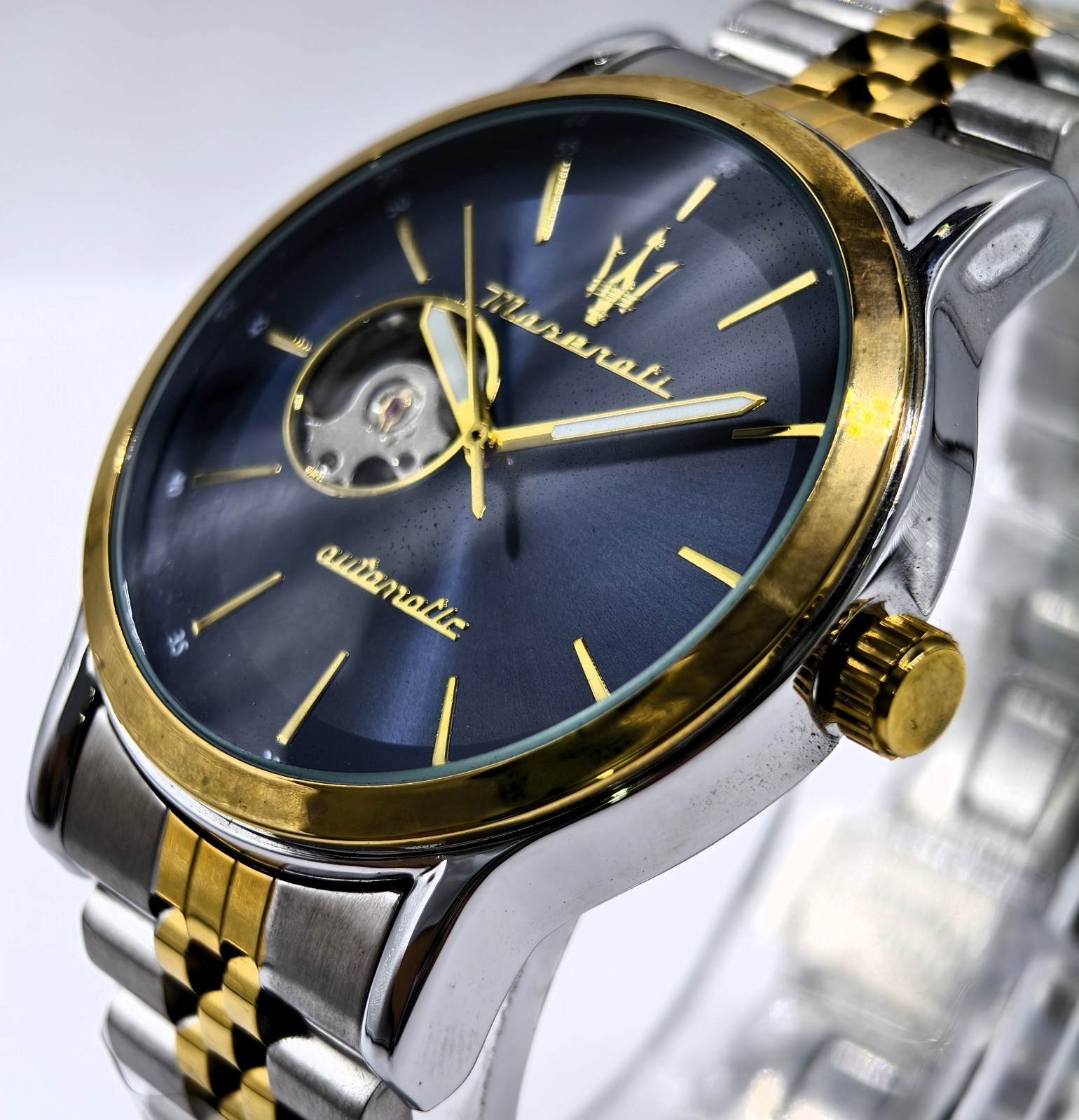 Excellent Maserati Automatic Blue Dial Dual Tone Band Analog Men’s Wrist Watch