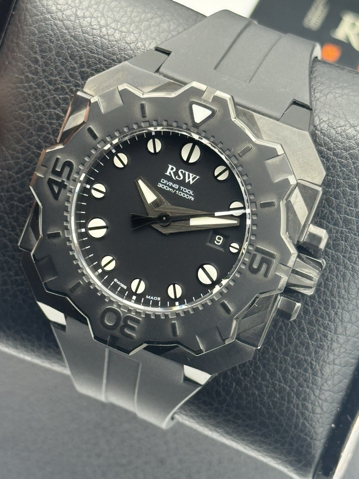 RSW DIVING TOOL AUTOMATIC 7050.1.R1.1.00 – BLACK DIAL! *FULL SET!*