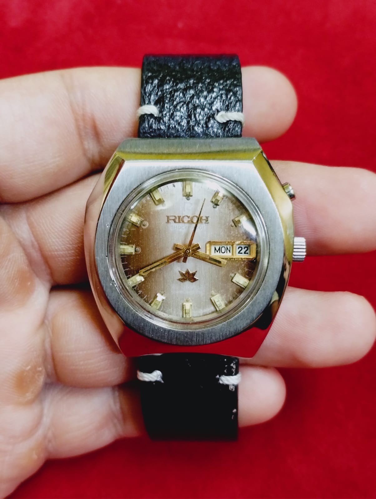 Vintage Ricoh daydate original 2 tone dial men 21j Japan working wrist watch.029