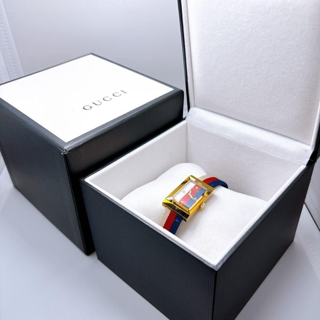 Gucci G Frame Bee Shell Square Watch 147.4 Automatic 35mm Vintage Authentic