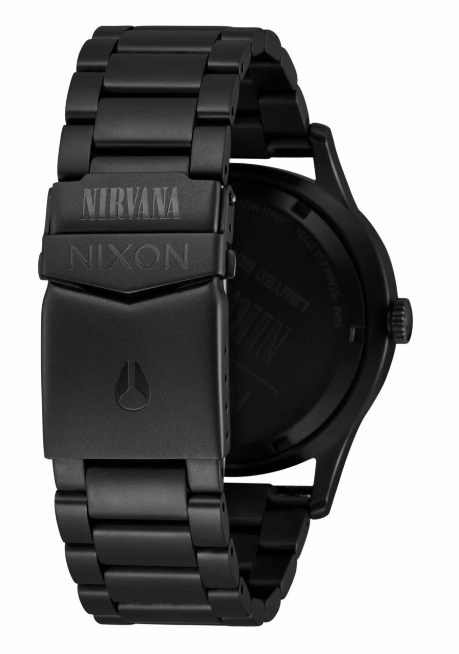 Nixon Nirvana Smiley Sentry Collection Limited #063/150 Black Wobble