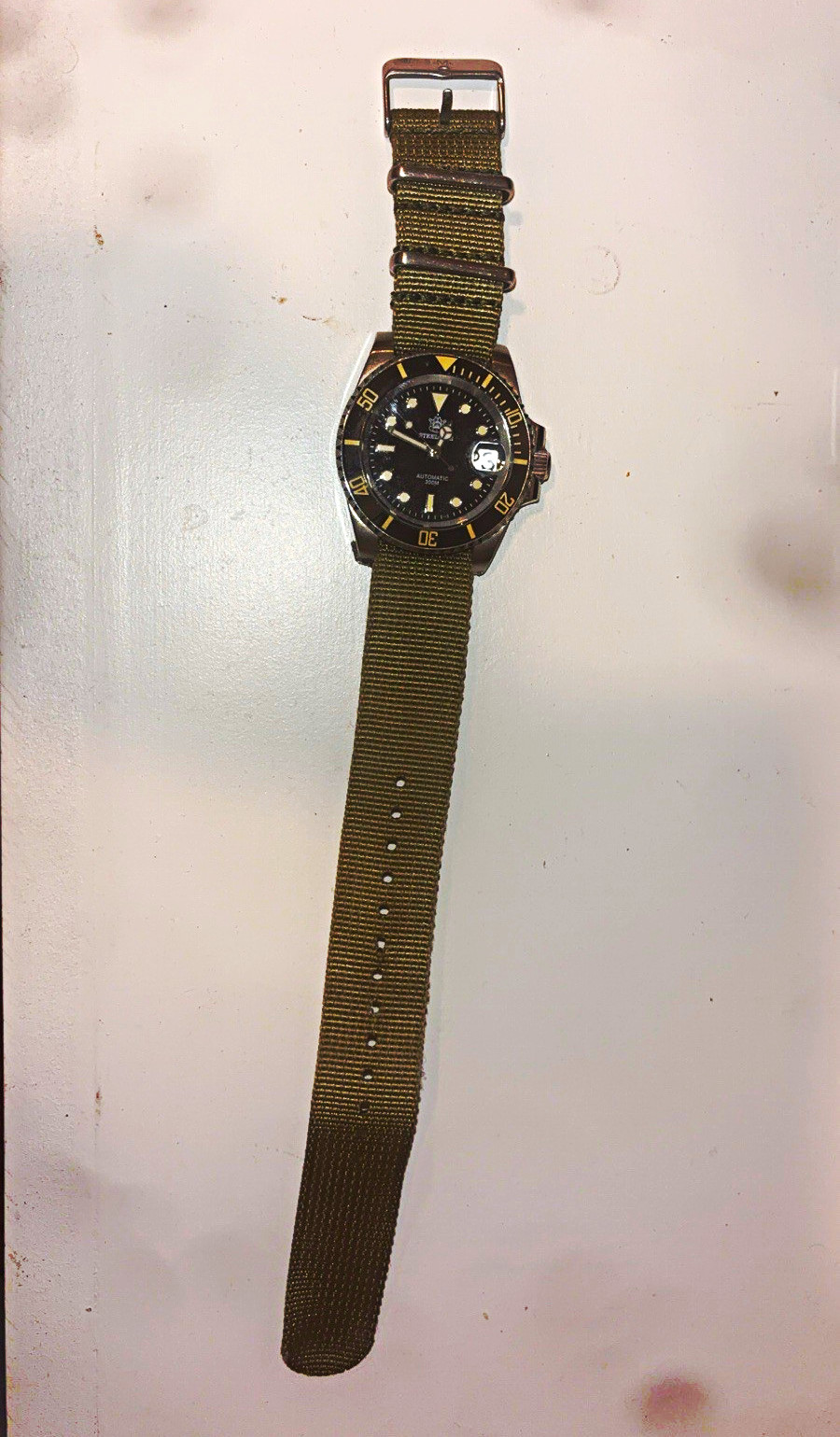 Steel dive Automatic 300m Diver Watch Black Dial Date Green Nylon Strap