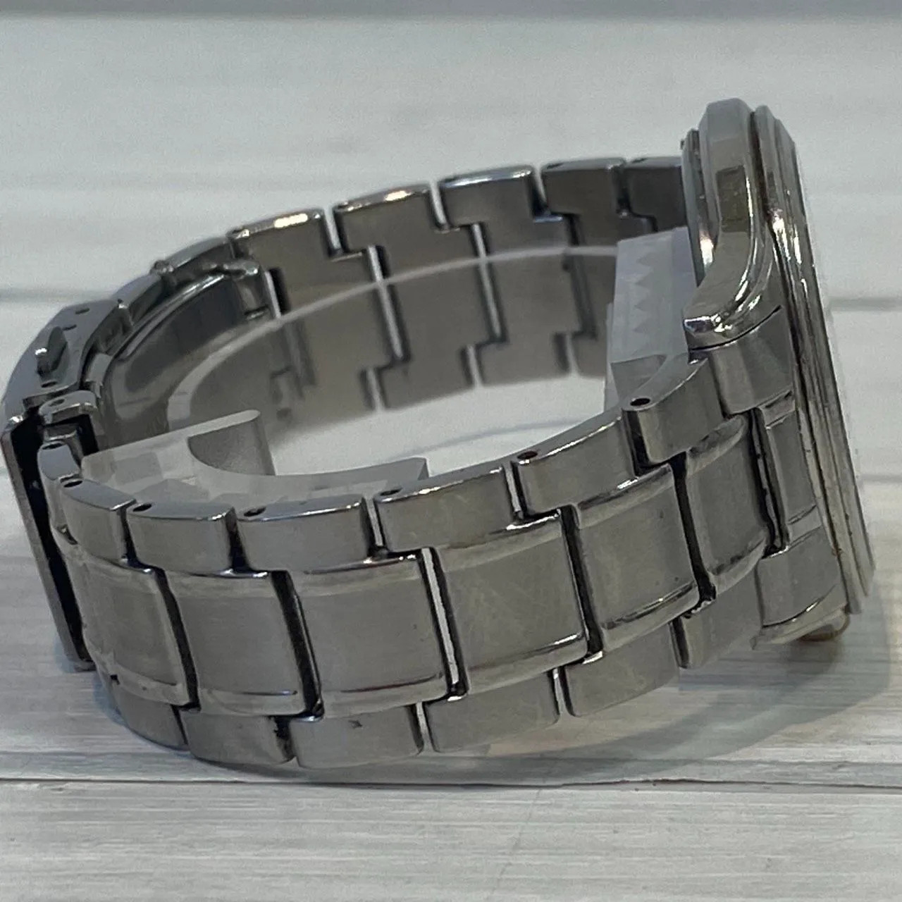 [Salt] Working condition Citizen Eco-Drive watch E031-S048419 Citizen Eco-【USED】